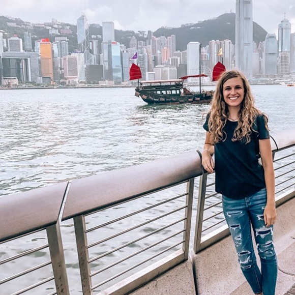 Meet your Posher, Paige - Picture 1 of 4